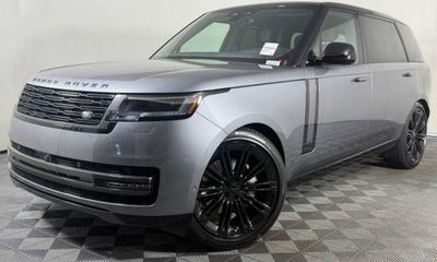 2026 Land Rover Range SE