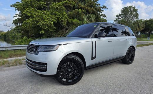 2023 Land Rover Range SE