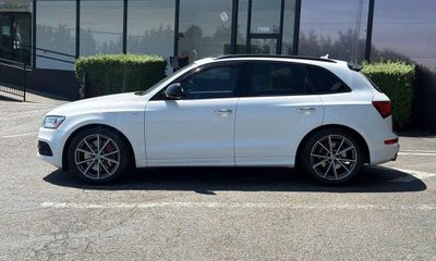 2017 Audi SQ5 Quattro Premium Plus