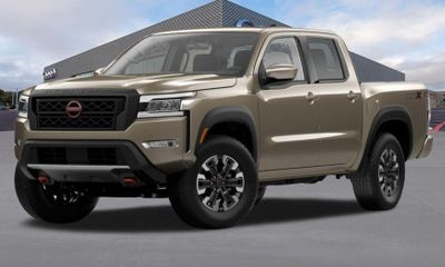 2024 Nissan Frontier SV