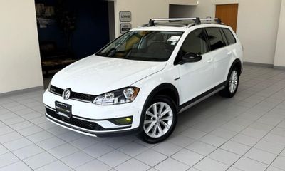 2017 Volkswagen Golf Alltrack