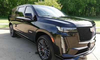 2023 Cadillac Escalade ESV V Sport