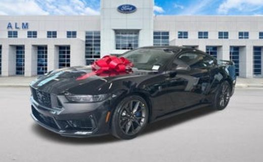 2026 Ford Mustang Dark Horse