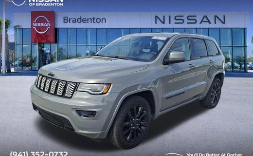 2020 Jeep Grand Cherokee Laredo