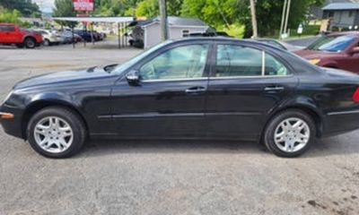 2005 Mercedes-Benz E-Class E320 4 Matic