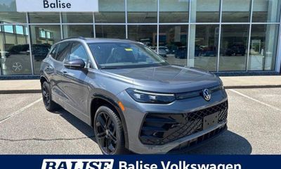 2026 Volkswagen Tiguan 4MOTION SE Black