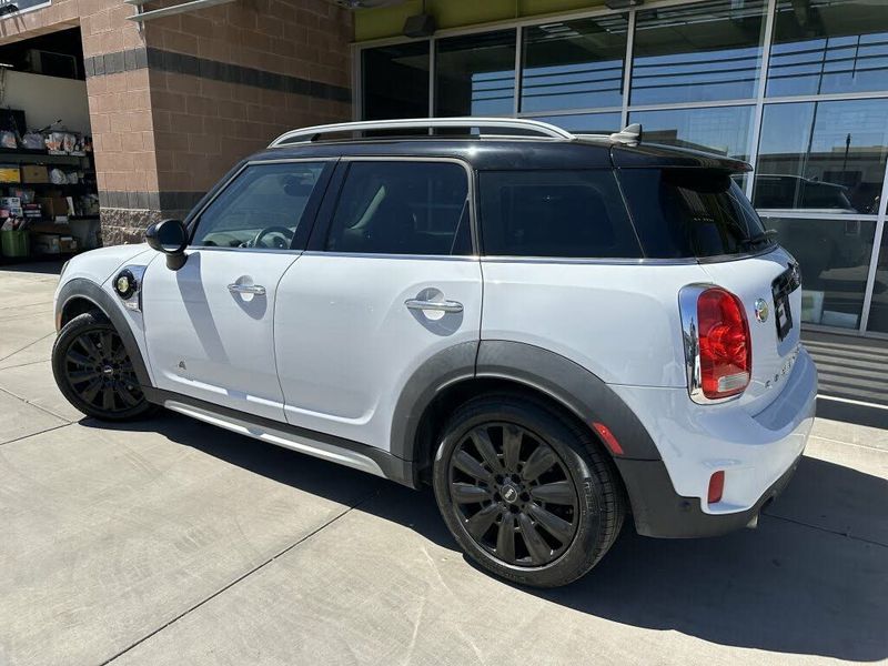 2019 Mini Countryman — a typically priced live listing