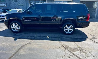 2014 Chevrolet Suburban LT
