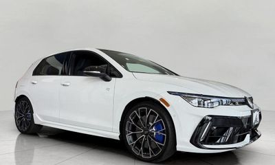 2026 Volkswagen Golf R 2 0 TSI