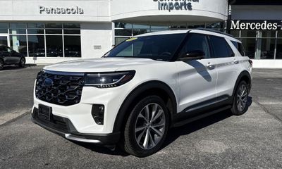 2025 Ford Explorer Platinum