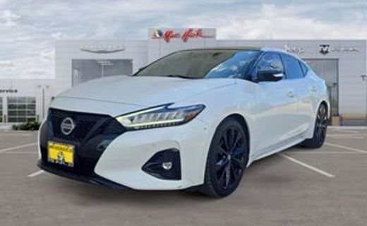 2021 Nissan Maxima SR