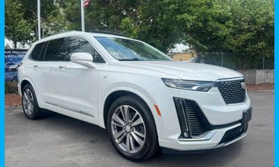 2021 Cadillac XT6 Premium Luxury