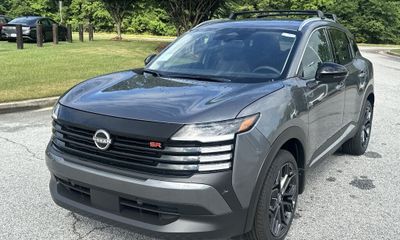 2026 Nissan Kicks MPV SR