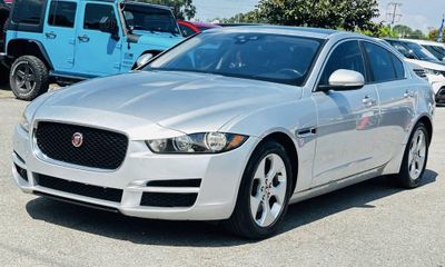 2017 Jaguar XE