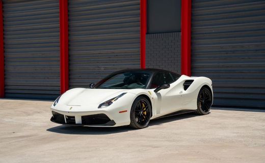 2016 Ferrari 488 GTB Coupe