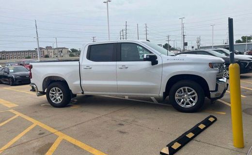 2021 Chevrolet Silverado LT