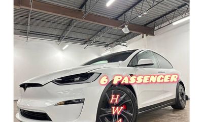2026 Tesla Model X Plaid