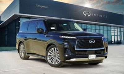 2027 Infiniti QX80 Pure