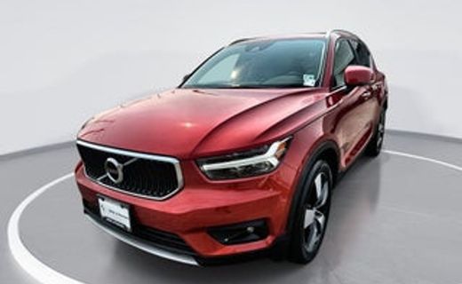 2021 Volvo XC40 Momentum