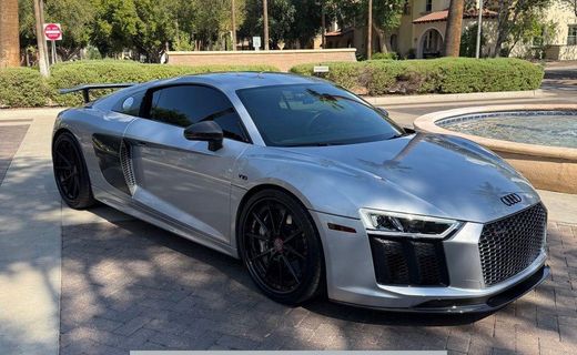 2017 Audi R8 V10 Plus