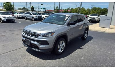 2023 Jeep Compass Sport