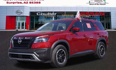 2024 Nissan Pathfinder SV