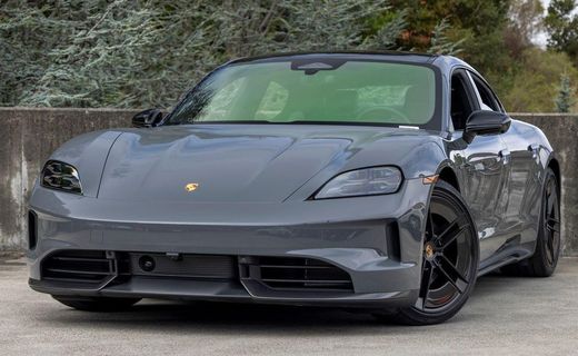 2026 Porsche Taycan
