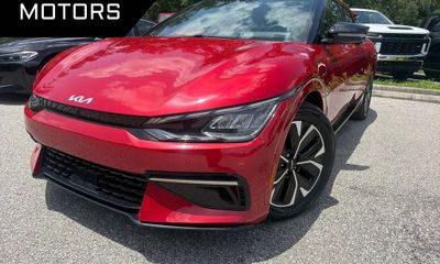 2023 Kia EV6 GT Line