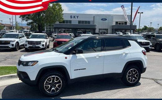 2025 Jeep Compass Trailhawk