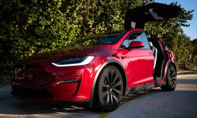 2022 Tesla Model X Plaid
