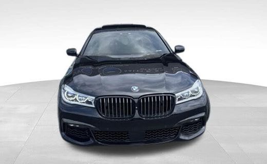 2017 BMW 750I B7