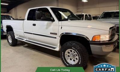 2001 Dodge Ram SLT