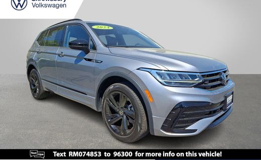 2024 Volkswagen Tiguan 4MOTION SE Black