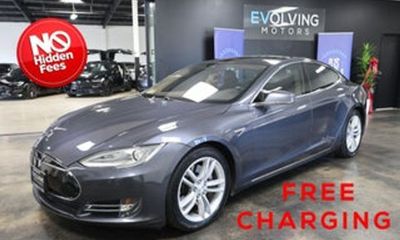 2015 Tesla Model S 85D