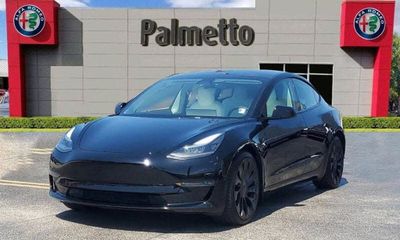 2023 Tesla Model 3 Performance