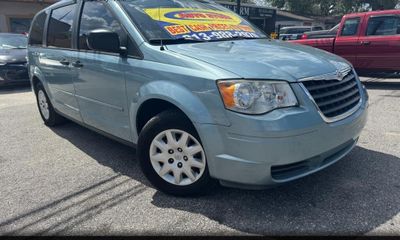 2008 Chrysler Town AND Country LX