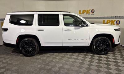 2026 Jeep Grand Wagoneer Summit