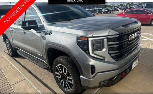 2024 GMC Sierra AT4