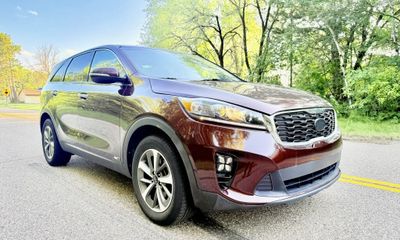 2020 Kia Sorento L LX S