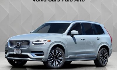 2024 Volvo XC90 Plus Bright