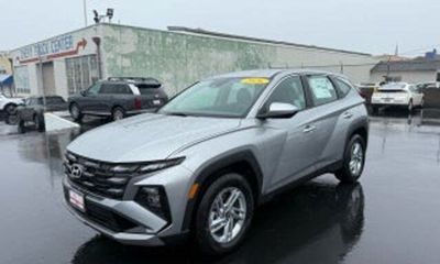 2026 Hyundai Tucson SE