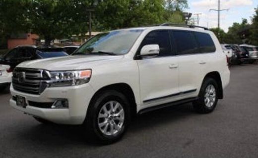 2017 Toyota Land Cruiser