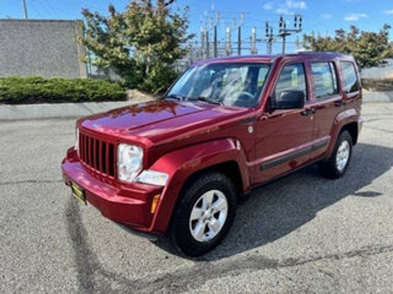 2011 Jeep Liberty — a typically priced live listing