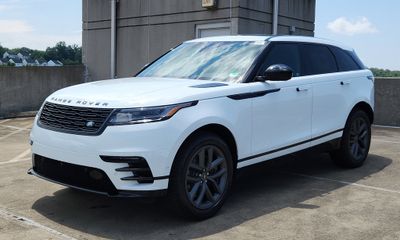 2026 Land Rover Range Velar P400 Dynamic SE