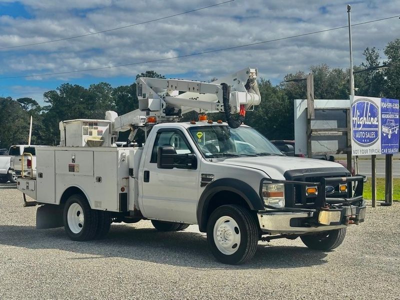 2010 Ford F-550 — a typically priced live listing