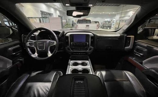 2018 GMC Sierra SLT