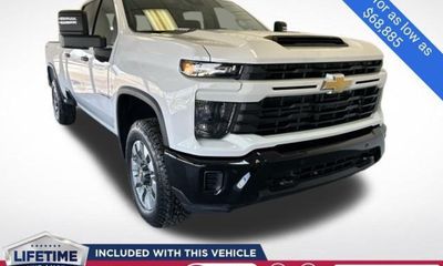 2026 Chevrolet Silverado HD Custom