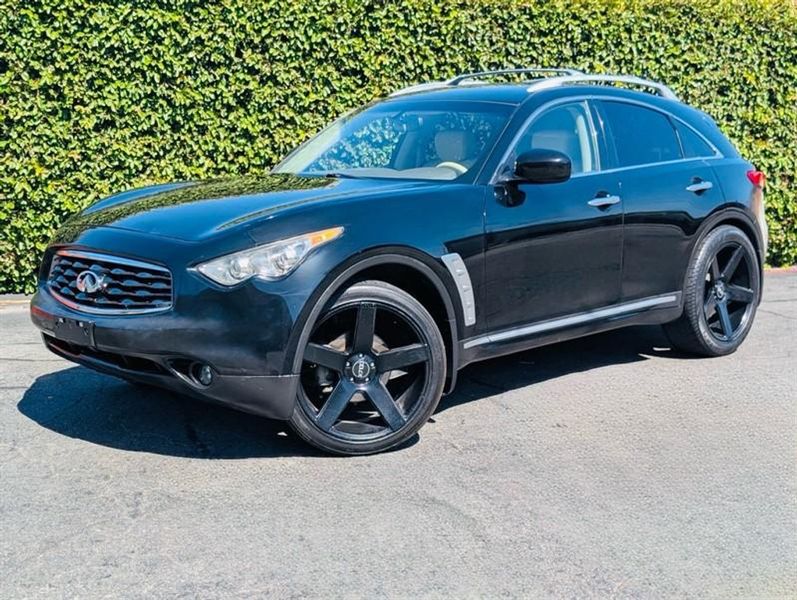 2010 Infiniti FX35 — a typically priced live listing