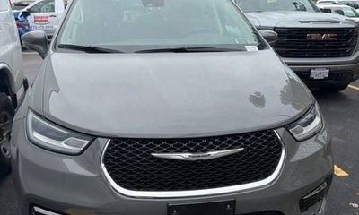 2022 Chrysler Pacifica Touring L