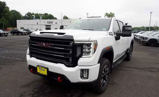 2022 GMC Sierra HD AT4